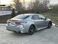 Toyota Camry 2019 года за 9 999 999 тг. в Уральск – фото 5
