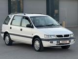 Mitsubishi Space Wagon 1996 года за 2 550 000 тг. в Алматы