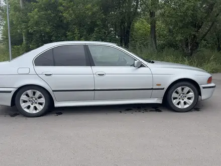 BMW 523 1996 года за 2 800 000 тг. в Караганда – фото 6