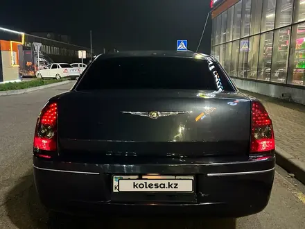 Chrysler 300C 2007 года за 4 900 000 тг. в Алматы – фото 4