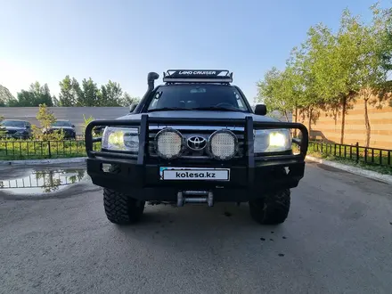 Toyota Land Cruiser 2005 года за 17 500 000 тг. в Астана