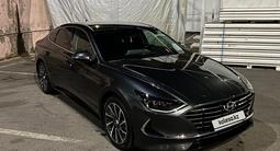 Hyundai Sonata 2023 года за 12 190 000 тг. в Алматы – фото 2