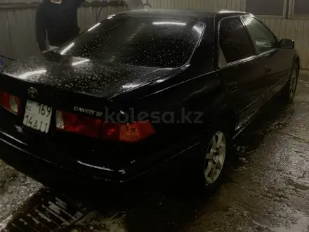 Toyota Camry 2000 года за 2 700 000 тг. в Павлодар – фото 3