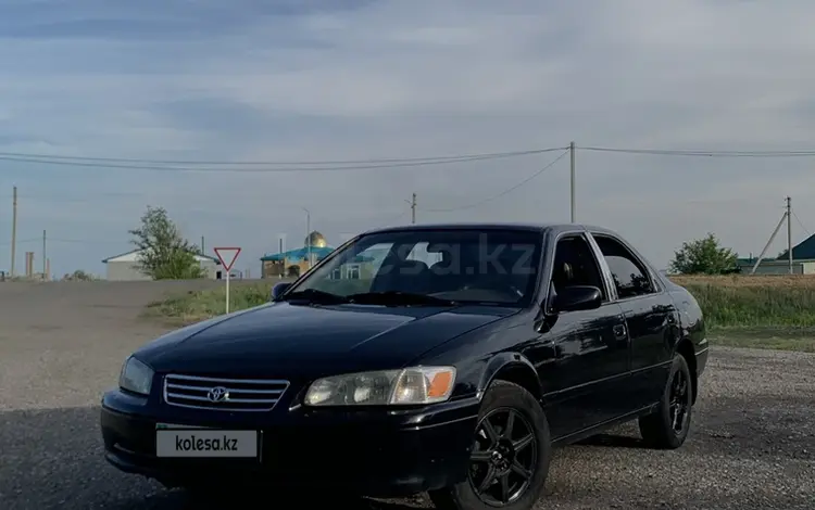 Toyota Camry 2000 годаүшін2 700 000 тг. в Павлодар