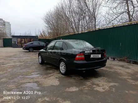 Opel Vectra 1997 года за 1 200 000 тг. в Актобе – фото 3