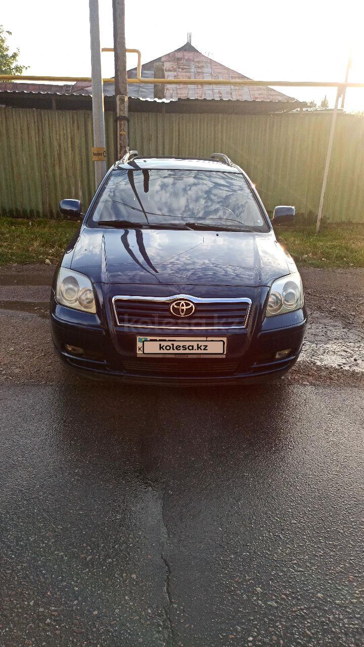 Toyota Avensis 2003 г.