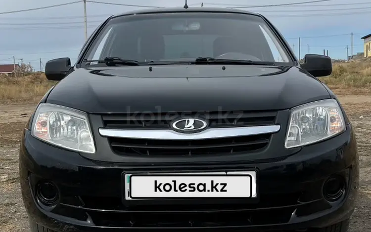 ВАЗ (Lada) Granta 2190 2013 годаүшін2 400 000 тг. в Семей