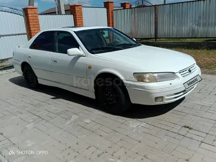 Toyota Camry 1999 года за 2 500 000 тг. в Актобе – фото 9