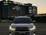 Toyota Highlander 2017 годаүшін12 500 000 тг. в Актау