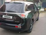 Mitsubishi Outlander 2012 годаүшін7 612 500 тг. в Алматы – фото 2