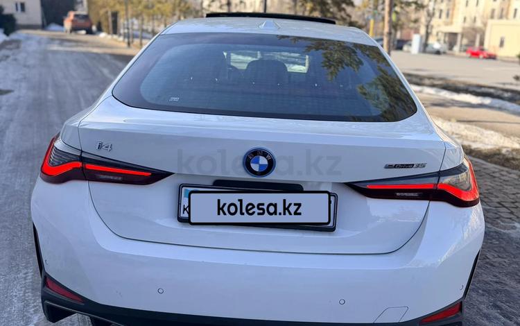 BMW i4 — миниатюра 2