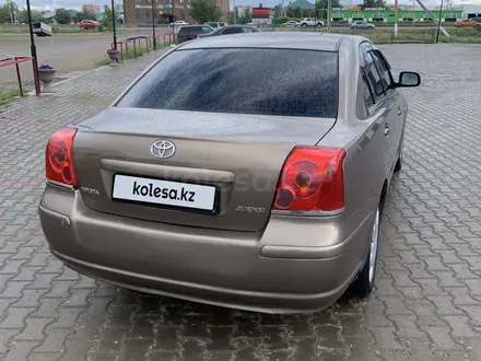 Toyota Avensis 2004 года за 3 500 000 тг. в Актобе – фото 7