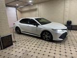 Toyota Camry 2020 года за 14 200 000 тг. в Тараз – фото 5