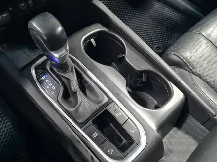 Hyundai Santa Fe 2020 года за 12 190 000 тг. в Алматы – фото 19