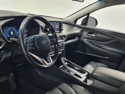 Hyundai Santa Fe 2020 года за 12 190 000 тг. в Алматы – фото 22