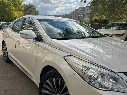 Hyundai Grandeur 2013 года за 8 200 000 тг. в Караганда – фото 3