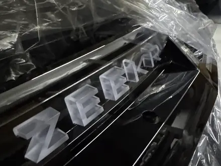 Фонарь крышки багажника Zeekr X за 1 000 тг. в Астана – фото 2