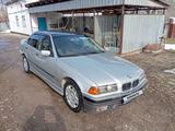 BMW 328 1997 года за 2 100 000 тг. в Алматы – фото 3