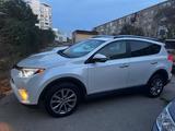 Toyota RAV4 2018 года за 9 200 000 тг. в Актау