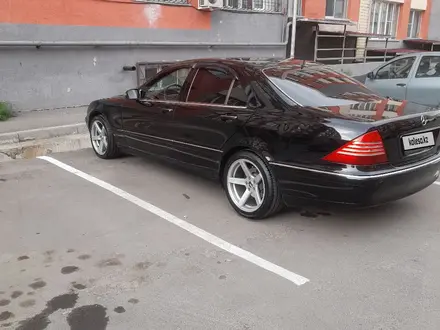 Mercedes-Benz S 320 2002 года за 4 200 000 тг. в Алматы – фото 13