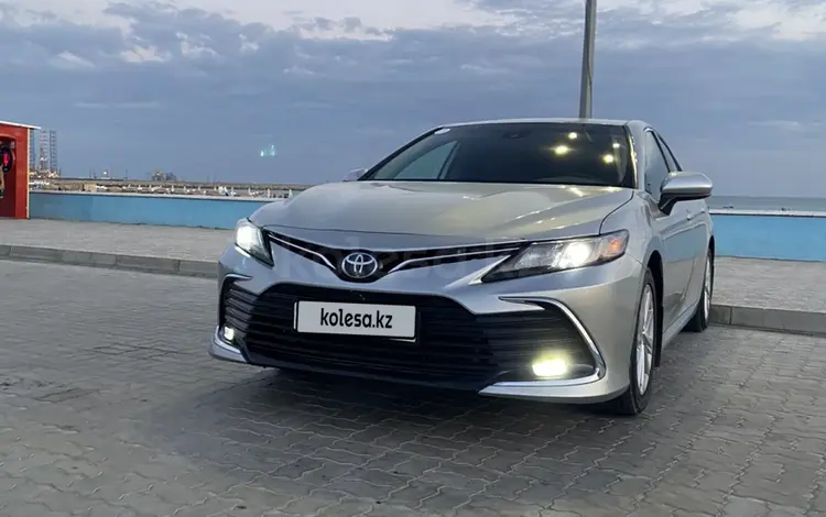 Toyota Camry 2021 года за 12 000 000 тг. в Актау