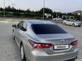 Toyota Camry 2021 года за 12 000 000 тг. в Актау – фото 3