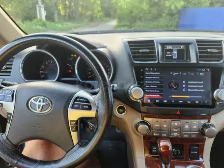Toyota Highlander 2011 года за 11 000 000 тг. в Усть-Каменогорск – фото 6