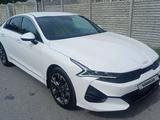 Kia K5 2023 года за 13 700 000 тг. в Тараз