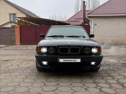 BMW 530 1994 года за 1 400 000 тг. в Актобе