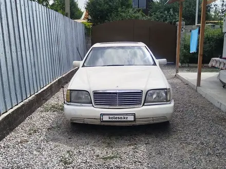 Mercedes-Benz S 320 1995 года за 2 000 000 тг. в Алматы