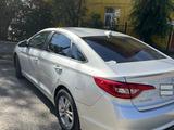 Hyundai Sonata 2017 года за 4 000 000 тг. в Уральск – фото 3
