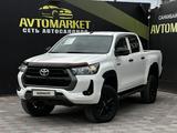 Toyota Hilux 2021 года за 16 900 000 тг. в Актобе