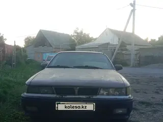 Mitsubishi Galant