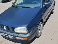 Volkswagen Golf 1993 годаүшін1 150 000 тг. в Астана