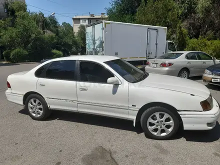 Toyota Avalon 1998 года за 1 999 999 тг. в Талдыкорган – фото 4