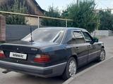 Mercedes-Benz E 300 1991 годаүшін850 000 тг. в Алматы – фото 3