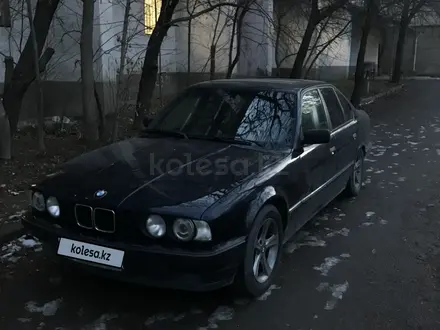 BMW 520 1992 года за 1 500 000 тг. в Тараз