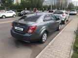 Chevrolet Aveo 2014 годаүшін2 900 000 тг. в Астана – фото 2