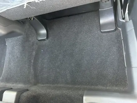 Mitsubishi Outlander 2022 года за 13 950 000 тг. в Алматы – фото 90