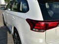 Mitsubishi Outlander 2022 года за 13 950 000 тг. в Алматы – фото 27