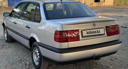 Volkswagen Passat 1995 года за 1 540 000 тг. в Актобе – фото 3