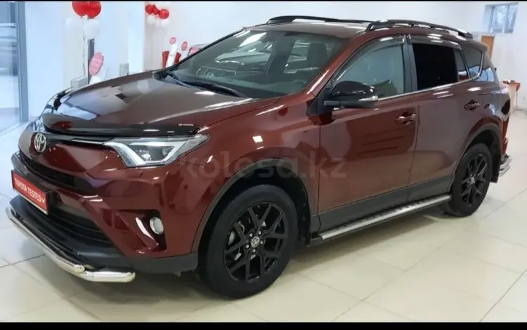 Toyota RAV4 2019 года за 12 500 000 тг. в Уральск