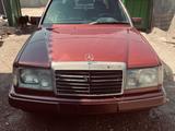 Mercedes-Benz E 230 1991 года за 950 000 тг. в Алматы – фото 4