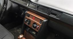 Mercedes-Benz E 230 1991 года за 950 000 тг. в Алматы – фото 5