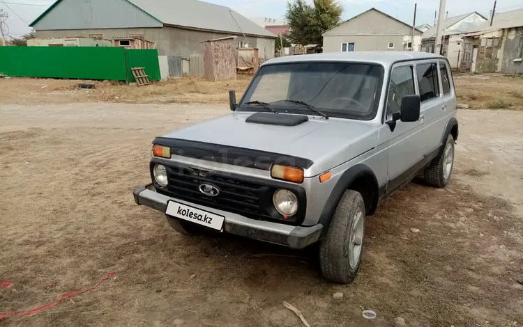 ВАЗ (Lada) Lada 2131 (5-ти дверный) 2011 годаүшін2 000 000 тг. в Уральск