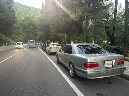 Mercedes-Benz E 320 2000 года за 8 000 000 тг. в Караганда