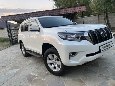 Toyota Land Cruiser Prado 2020 года за 25 000 000 тг. в Алматы – фото 12