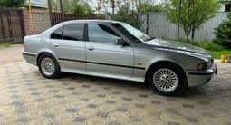 BMW 523 1997 года за 2 000 000 тг. в Алматы – фото 4