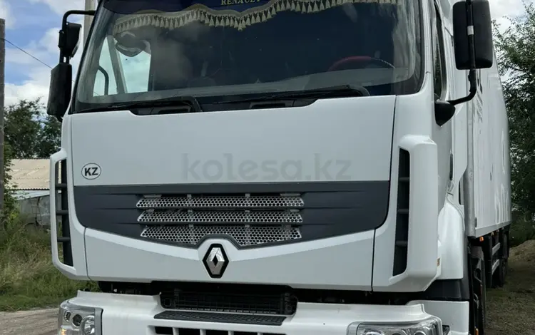 Renault  Premium 2010 года за 20 000 000 тг. в Астана