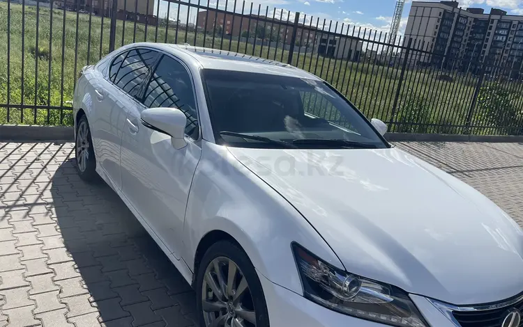 Lexus GS 350 2015 годаүшін9 999 999 тг. в Уральск